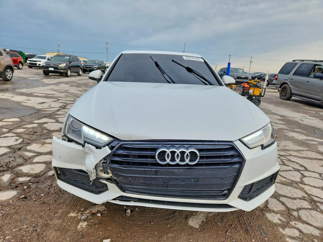 2019 AUDI A4 Premium, Titanium