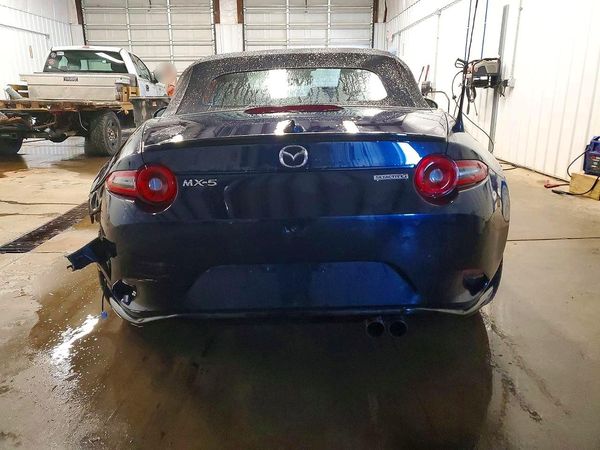 2025 MAZDA MX-5 MIATA