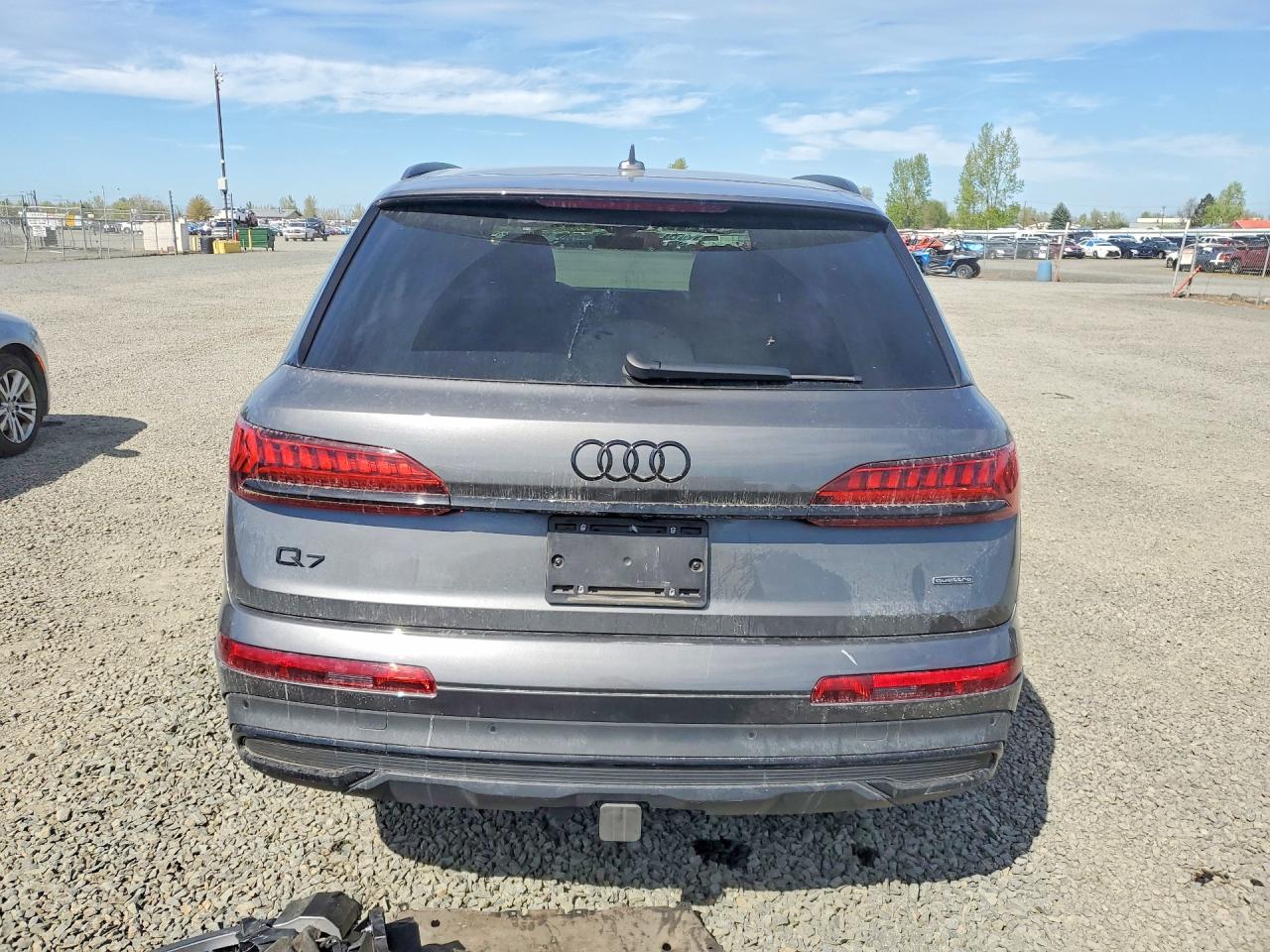 2024 AUDI Q7 quattro Premium Plus