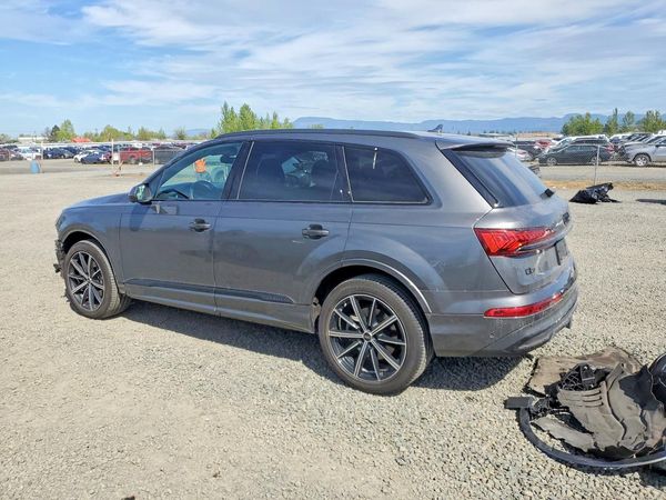 2024 AUDI Q7 quattro Premium Plus