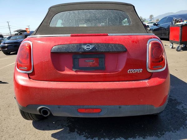 2019 MINI COOPER
