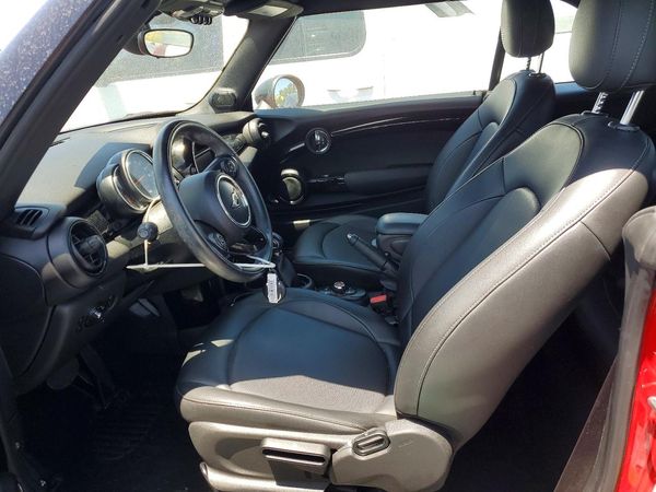 2019 MINI COOPER