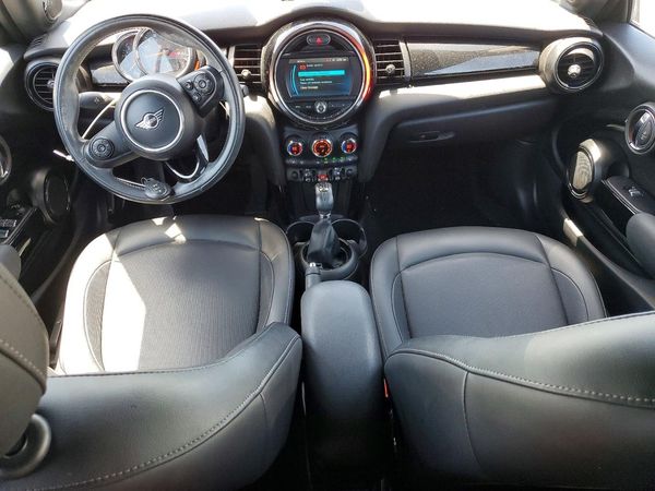2019 MINI COOPER