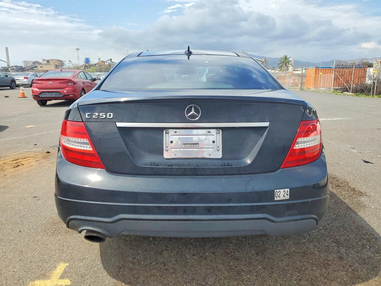2014 MERCEDES-BENZ C C250