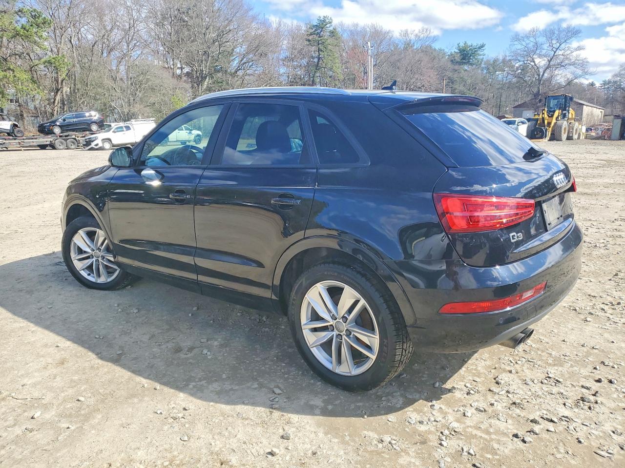 2017 AUDI Q3 quattro Premium