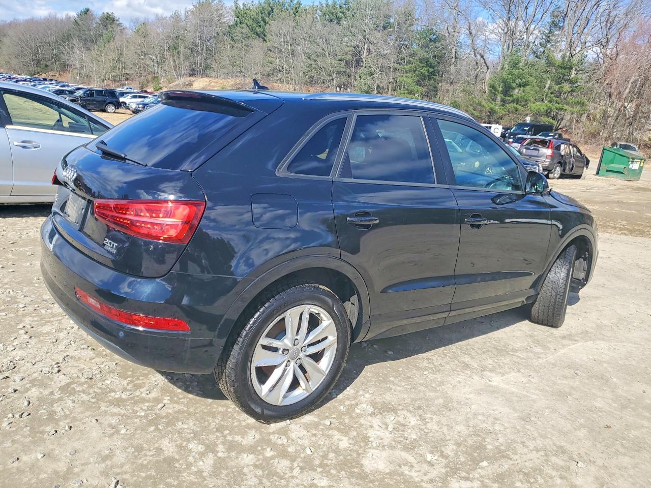 2017 AUDI Q3 quattro Premium