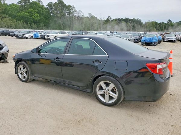 2013 TOYOTA CAMRY
