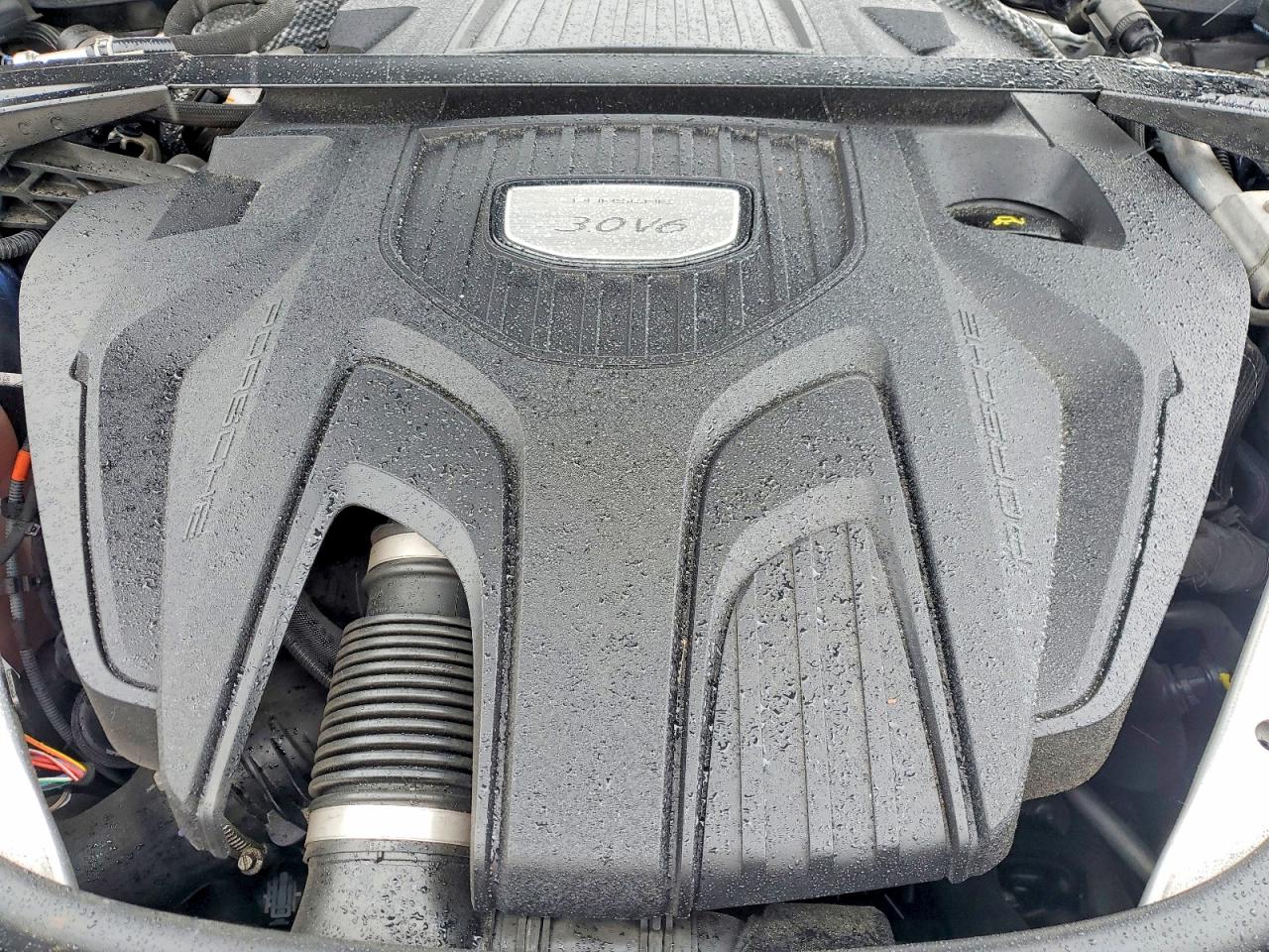 2020 PORSCHE PANAMERA