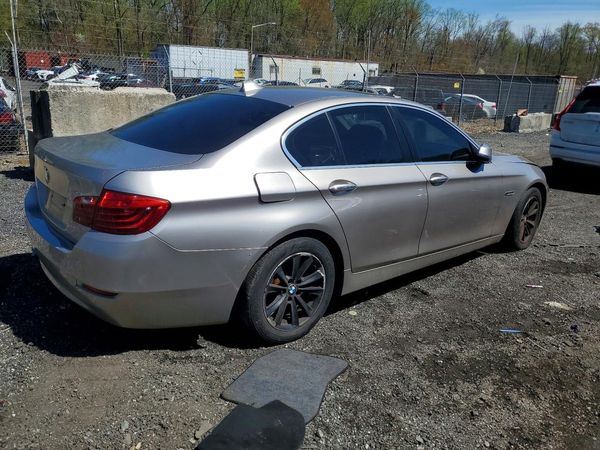 2016 BMW 528 xDrive