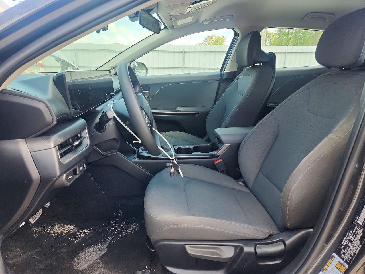 2025 KIA K4 LX, LXS