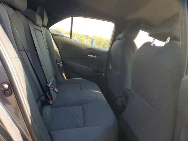 2022 TOYOTA COROLLA HA SE