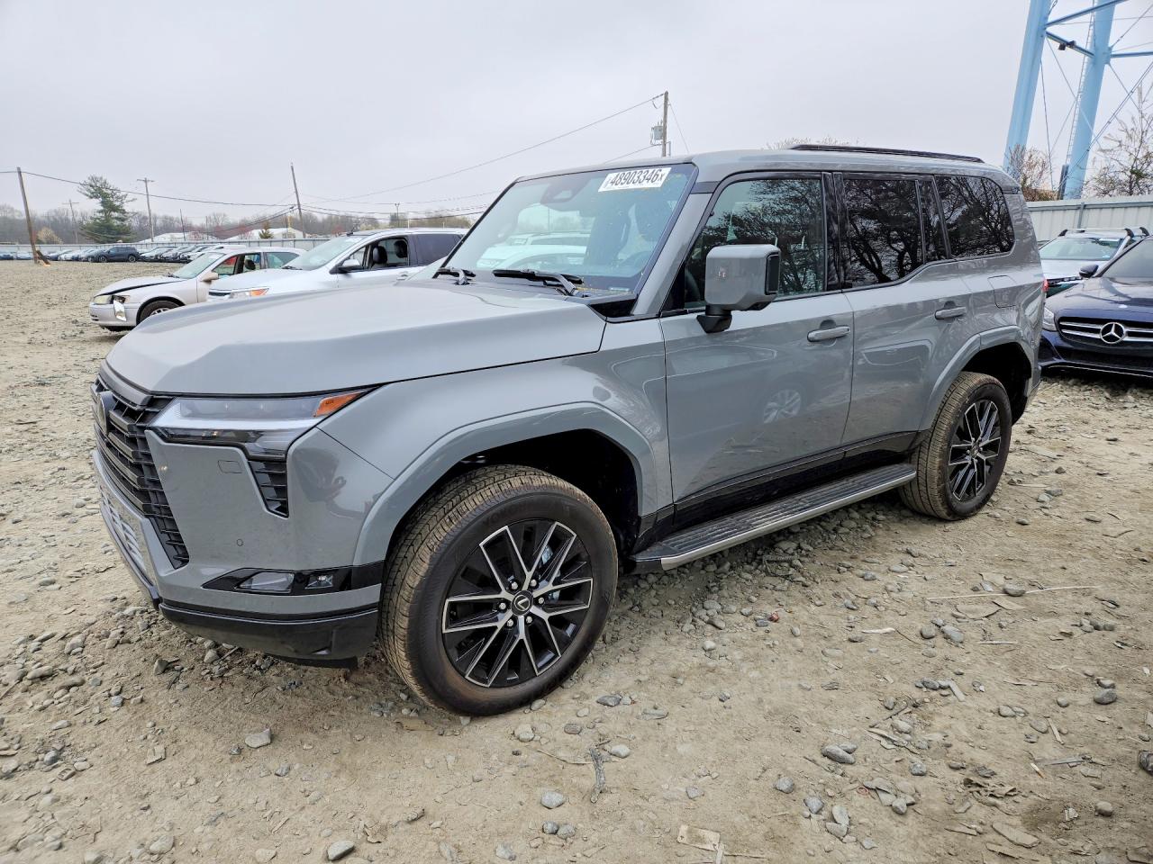 2025 LEXUS GX 550 — Front 3/4