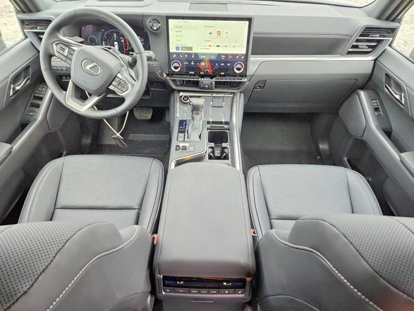 2025 LEXUS GX 550 — CKPT