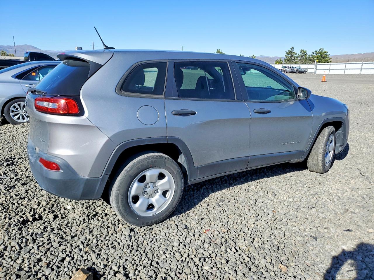 2016 JEEP CHEROKEE SPORT 4X4