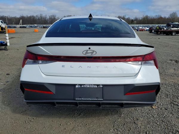 2026 HYUNDAI ELANTRA