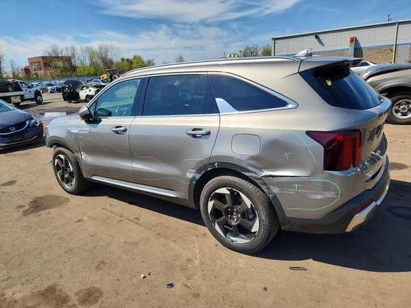 2025 KIA SORENTO PLUG-IN HYBRID
