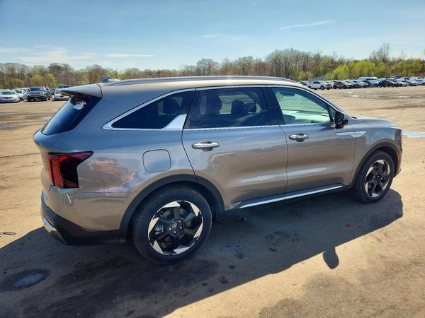 2025 KIA SORENTO PLUG-IN HYBRID