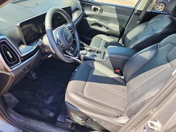 2025 KIA SORENTO PLUG-IN HYBRID