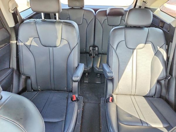 2025 KIA SORENTO PLUG-IN HYBRID