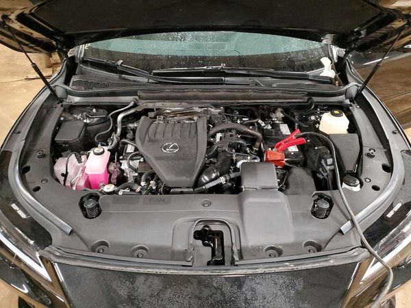 2025 LEXUS RX 350 — Engine bay