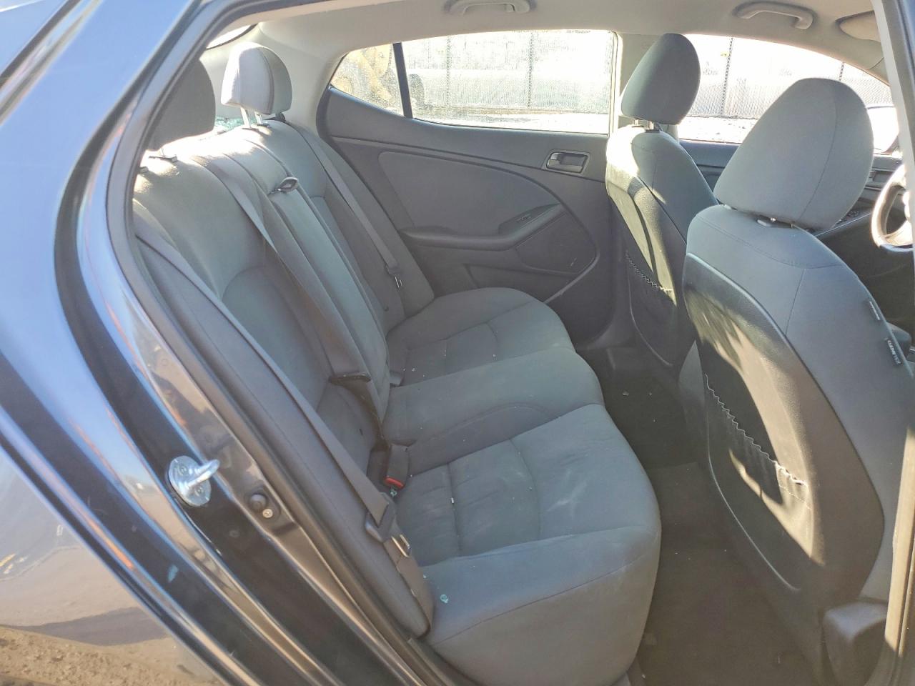 2015 KIA OPTIMA GL - Middle-low