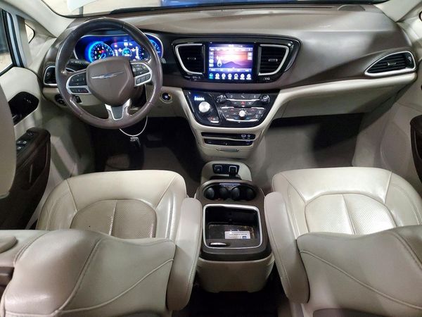 2020 CHRYSLER PACIFICA