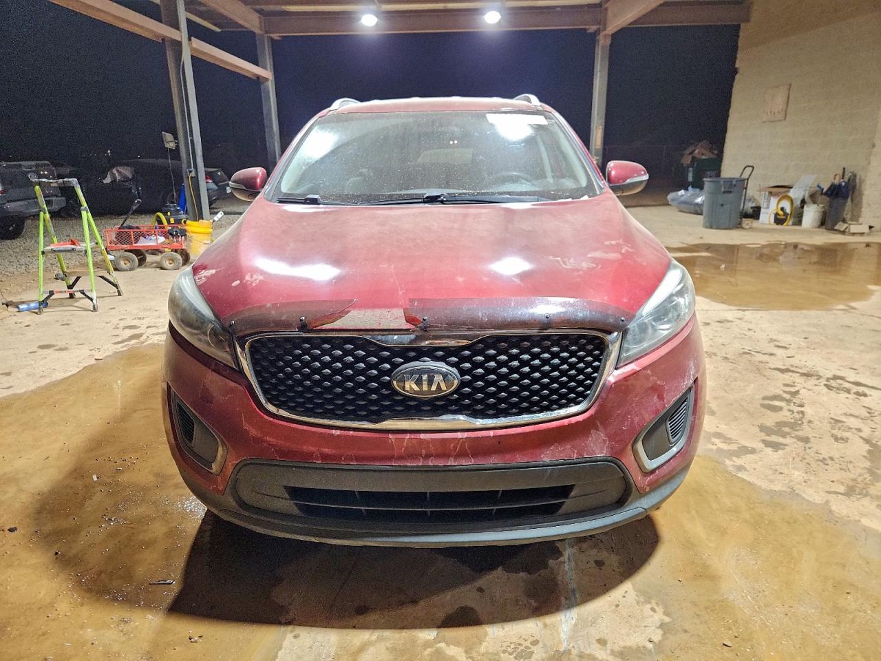 2016 KIA SORENTO L / LX