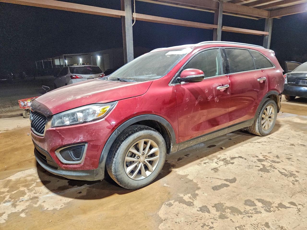 2016 KIA SORENTO L / LX