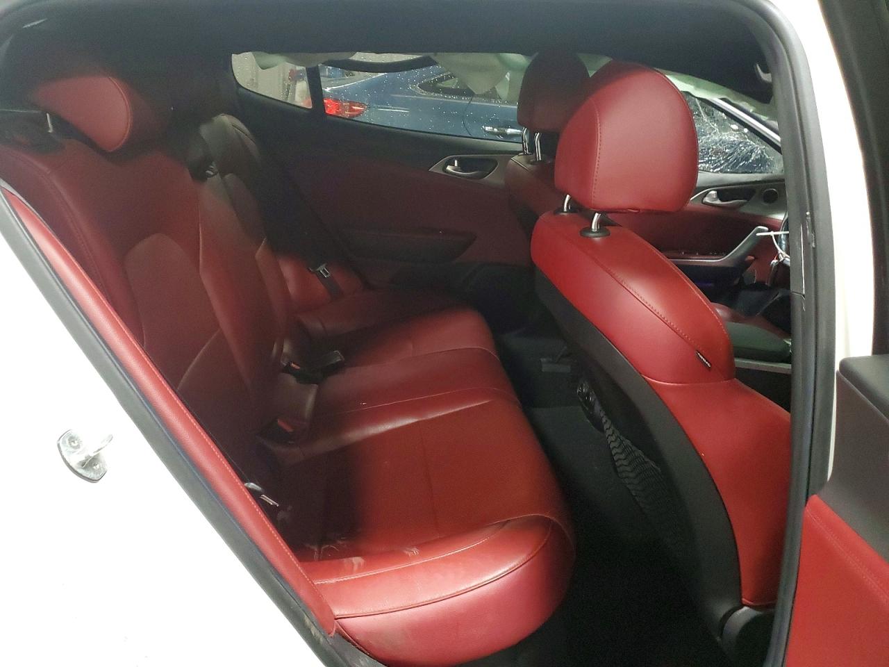 2020 KIA STINGER GT