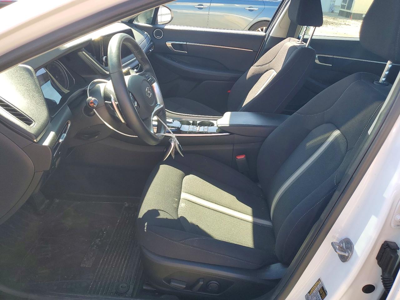 2023 HYUNDAI SONATA HYBRID SEL