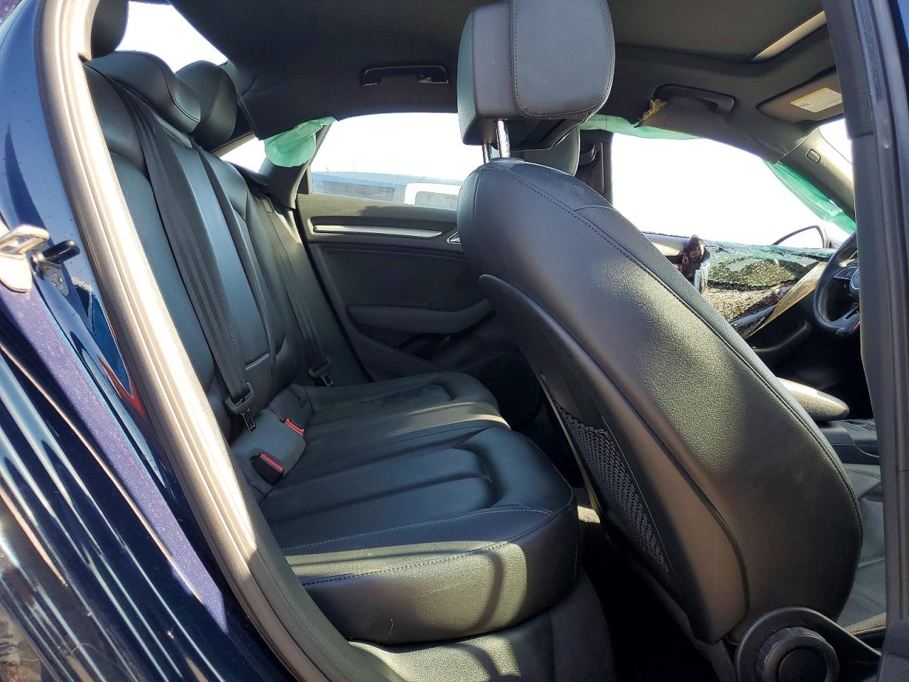 2019 AUDI A3 Premium, Titanium