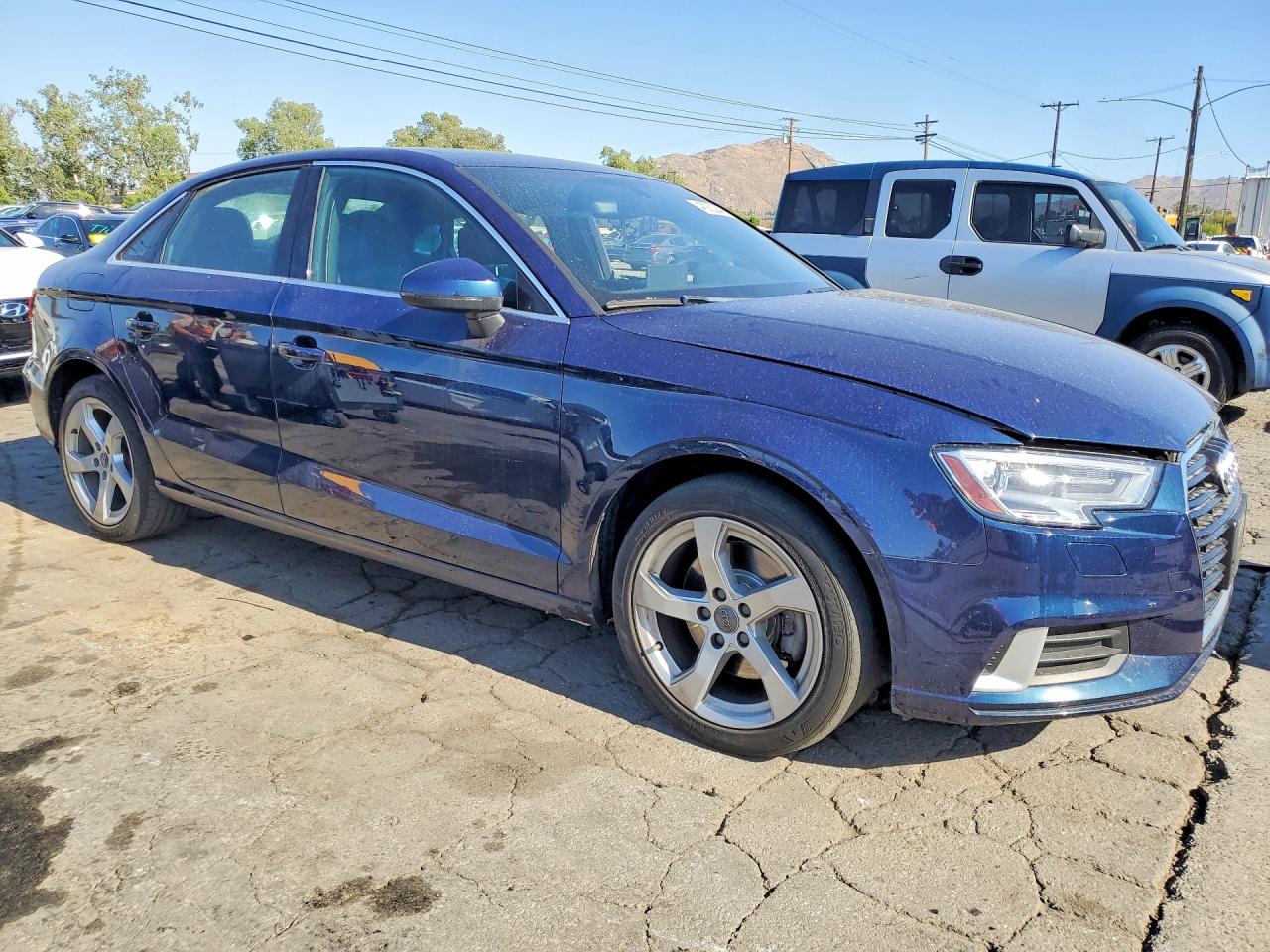2019 AUDI A3 Premium, Titanium