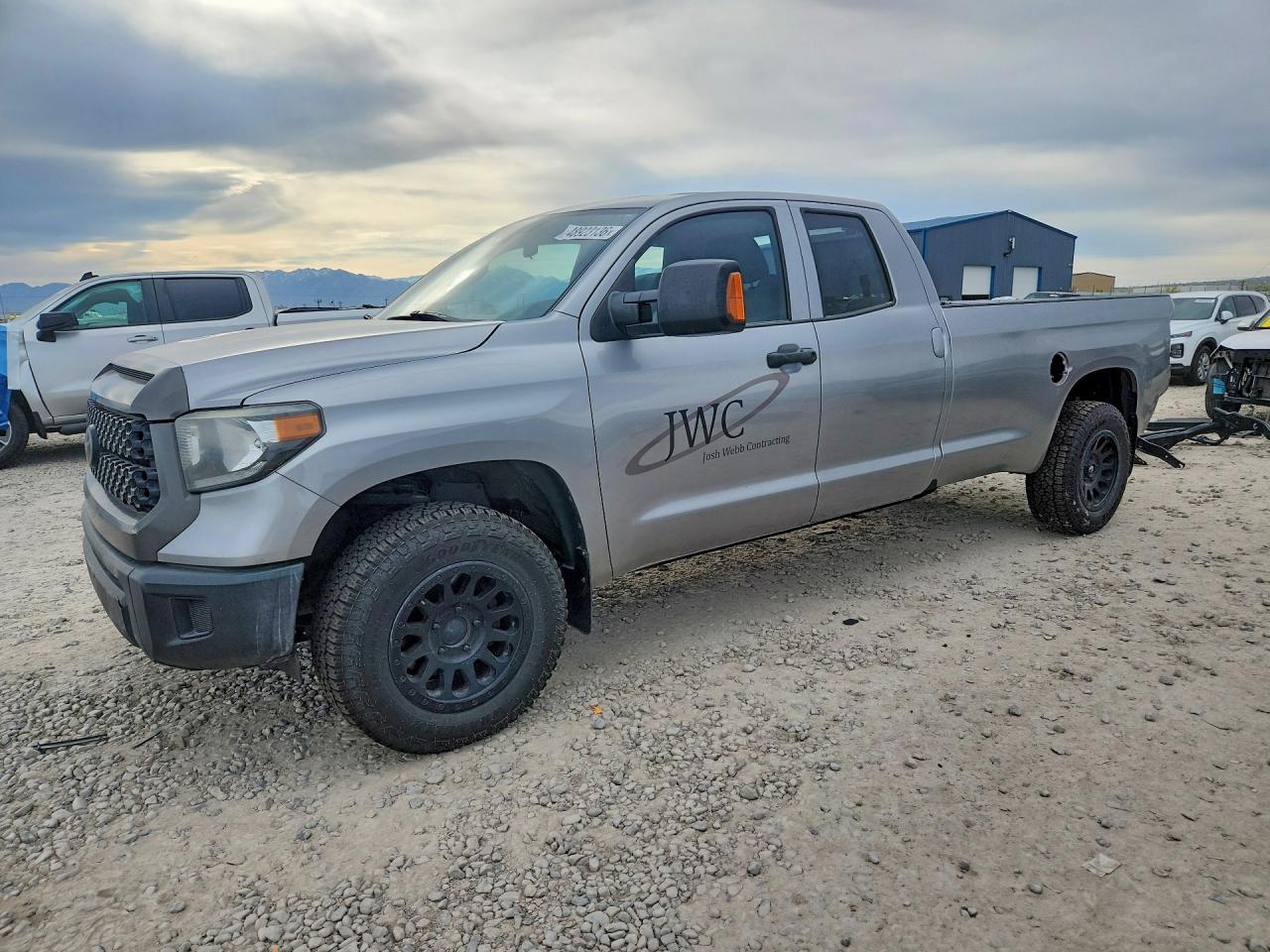 2020 TOYOTA TUNDRA SR5 Grade