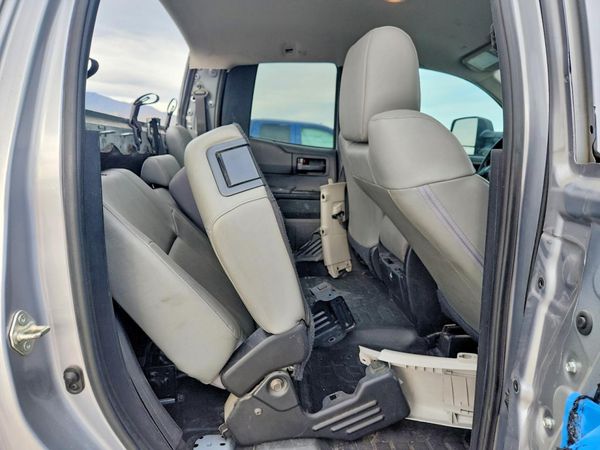 2020 TOYOTA TUNDRA SR5 Grade
