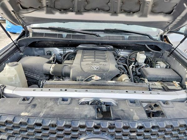 2020 TOYOTA TUNDRA SR5 Grade