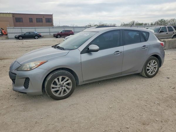 2013 MAZDA 3 Touring/GS