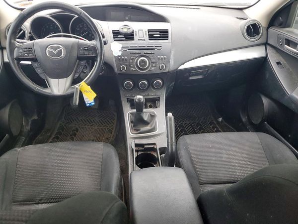 2013 MAZDA 3 Touring/GS