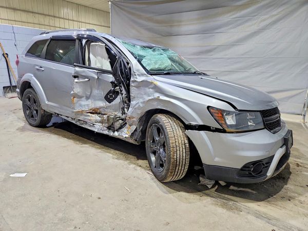 2019 DODGE JOURNEY Crossroad