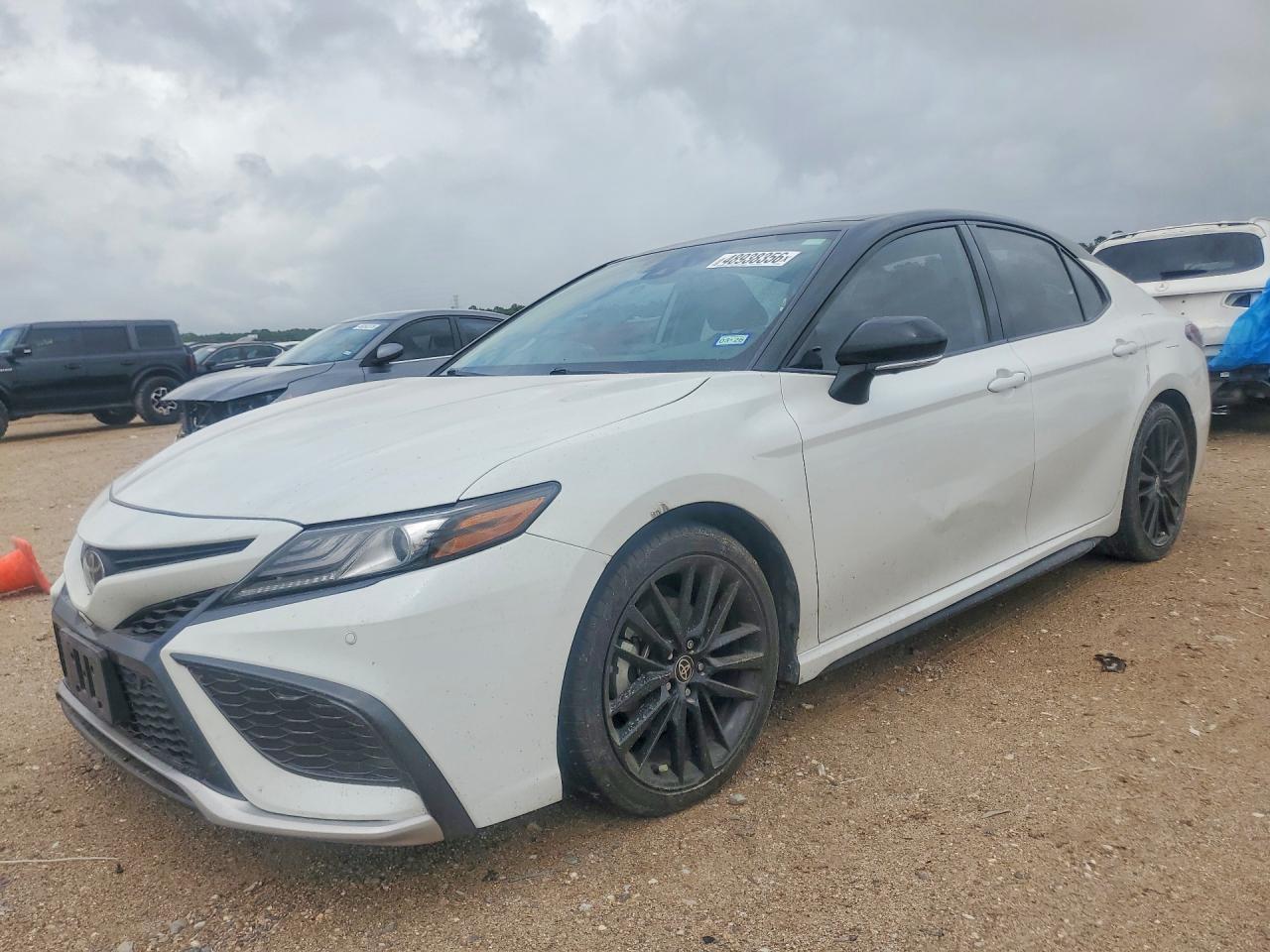 2021 TOYOTA CAMRY