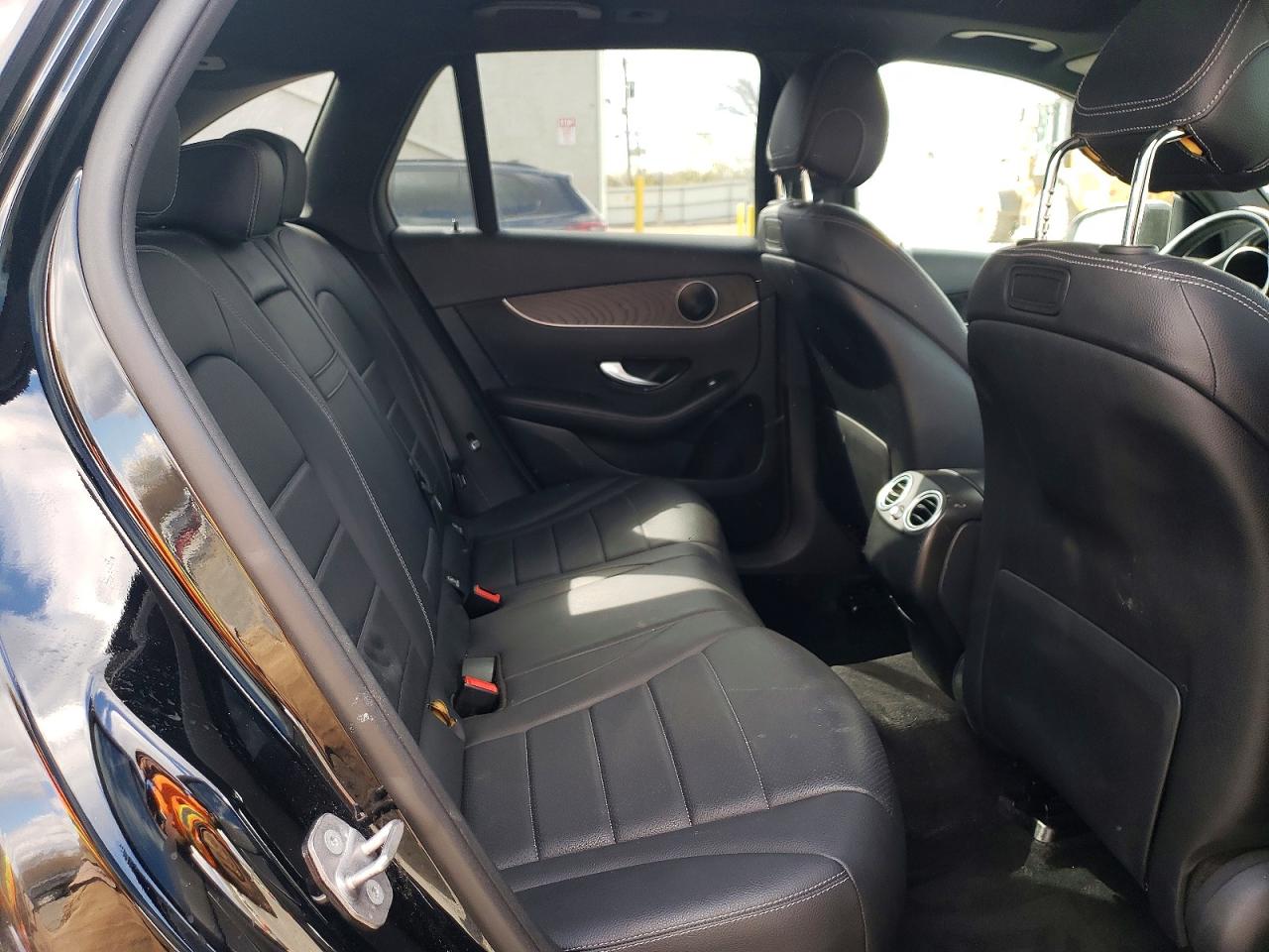2018 MERCEDES-BENZ GLC