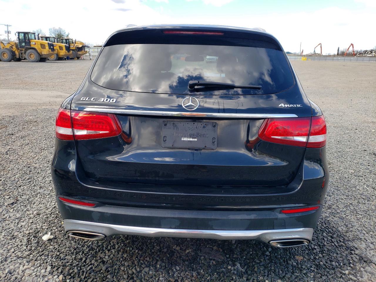 2018 MERCEDES-BENZ GLC GLC 300-4M
