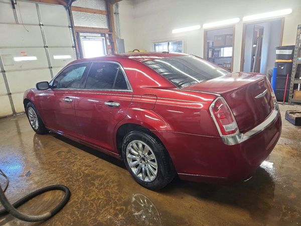 2013 CHRYSLER 300 Base/Limited