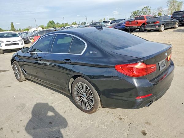 2019 BMW 530E