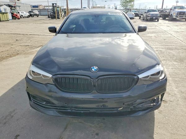2019 BMW 530E