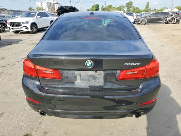 2019 BMW 530E