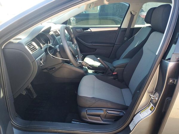 2017 VOLKSWAGEN JETTA S