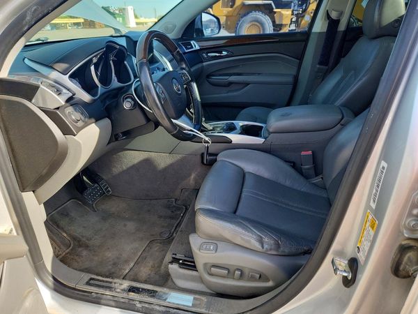 2012 CADILLAC SRX Luxury
