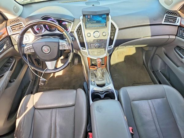 2012 CADILLAC SRX Luxury