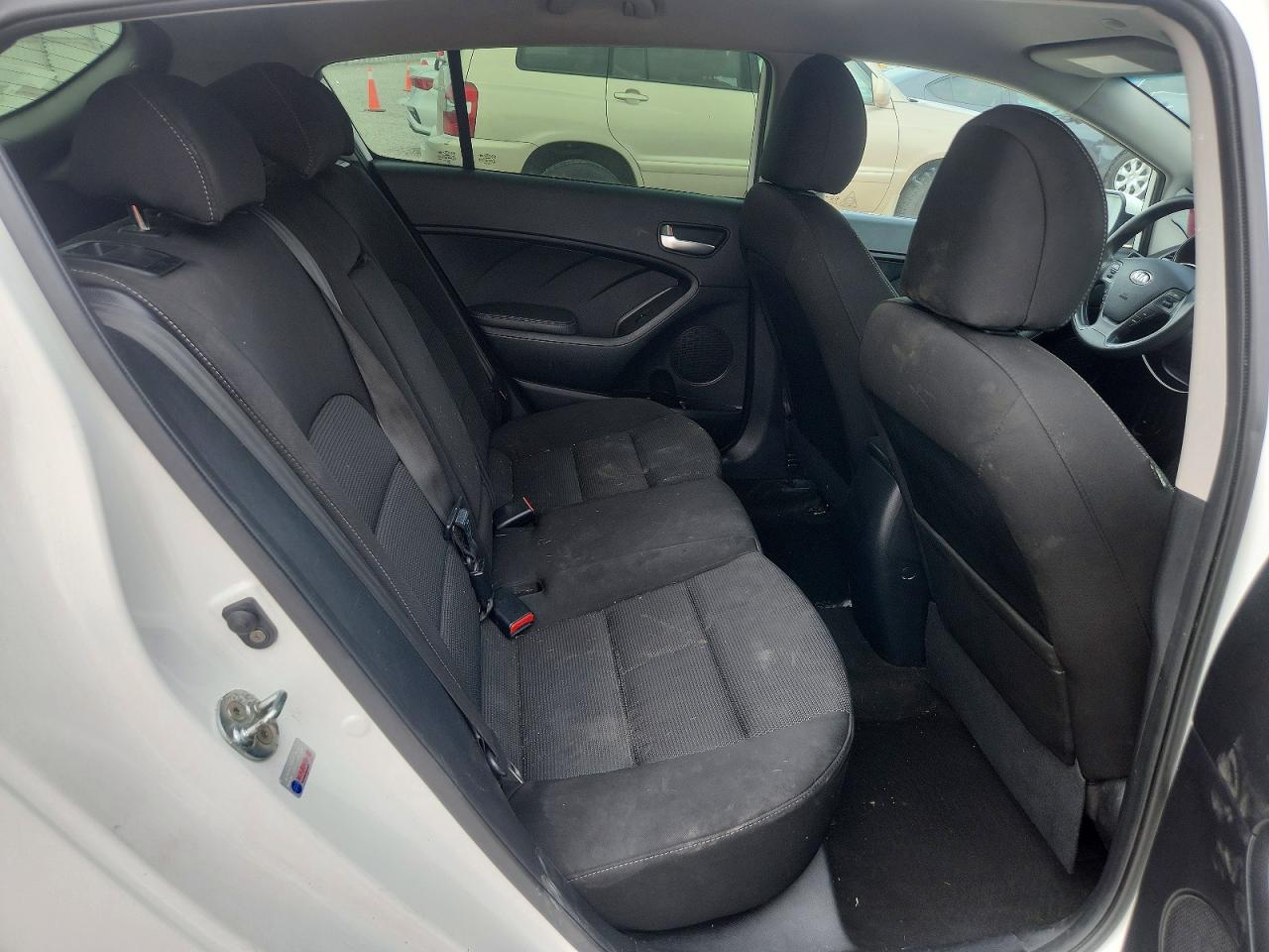 2017 KIA FORTE LX