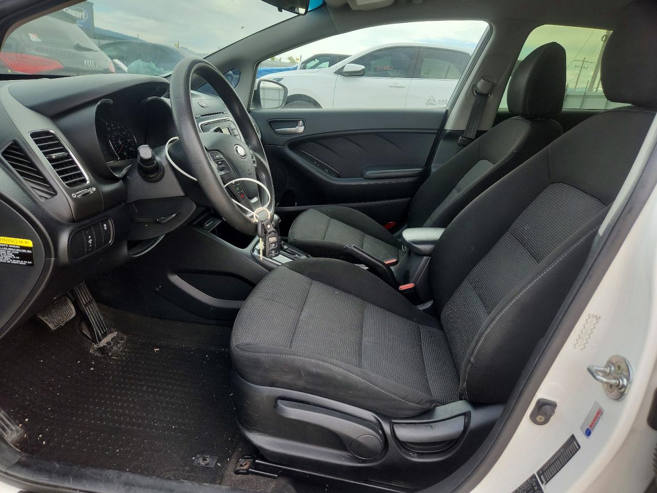 2017 KIA FORTE LX